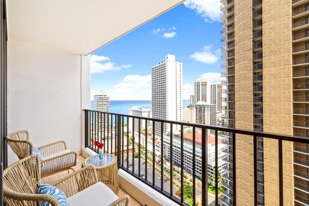 Gorgeous Condo With Ocean View, Near Beach, Free Parking Хонолулу Екстериор снимка