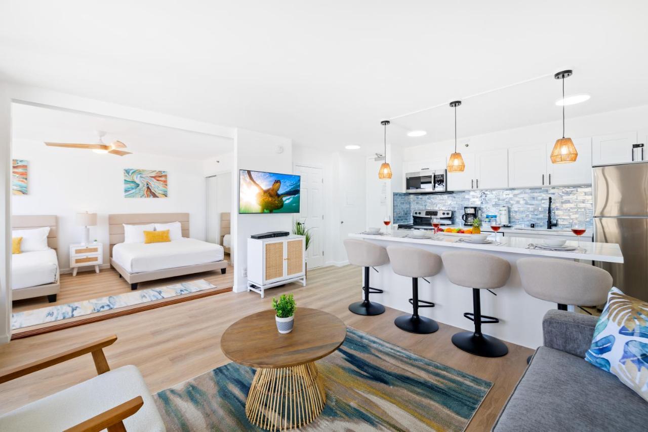 Gorgeous Condo With Ocean View, Near Beach, Free Parking Хонолулу Екстериор снимка