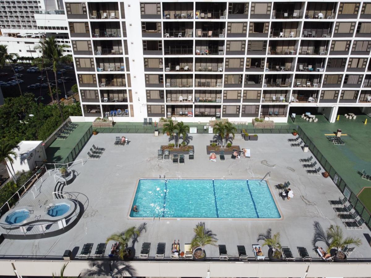 Gorgeous Condo With Ocean View, Near Beach, Free Parking Хонолулу Екстериор снимка