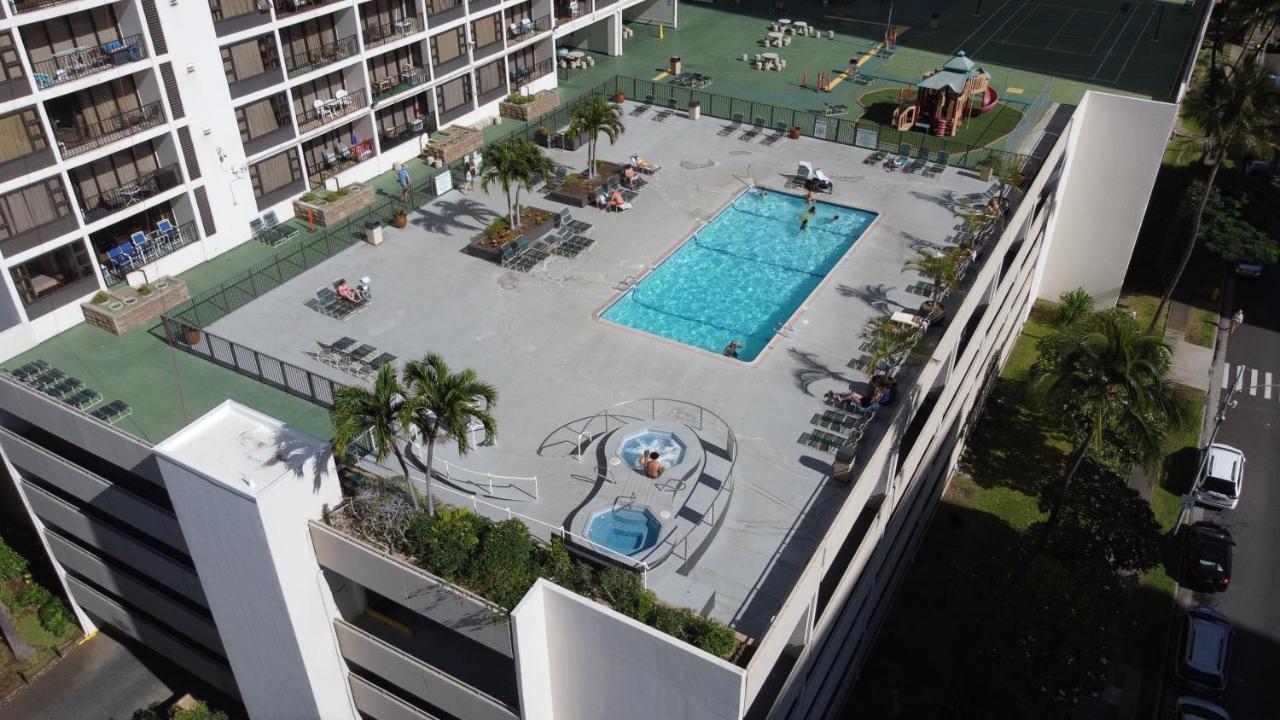 Gorgeous Condo With Ocean View, Near Beach, Free Parking Хонолулу Екстериор снимка